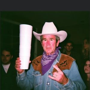 Meet your Posher, Christian